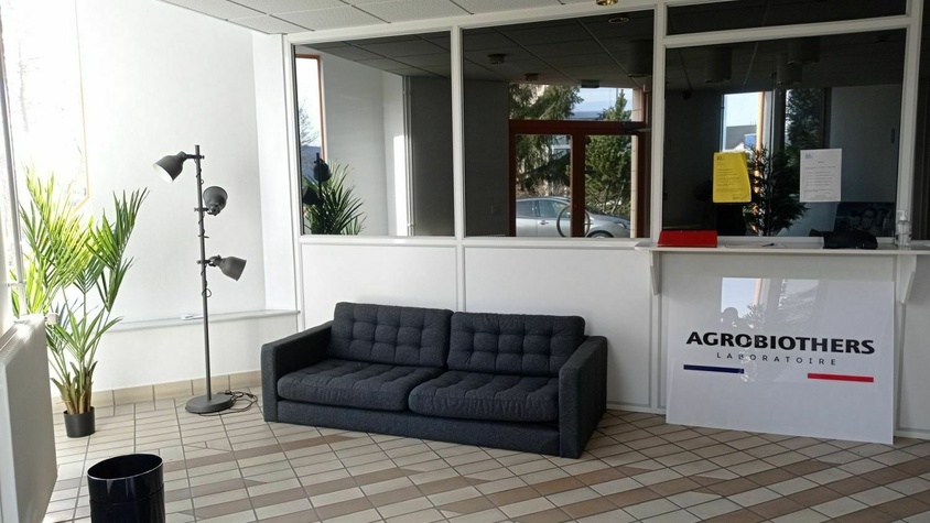 Film sur vitres Accueil  Af3